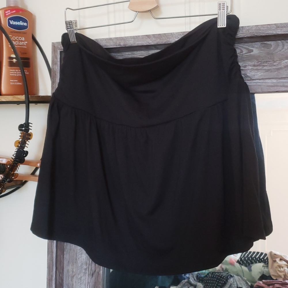 Plus Size 2/3X Short Black mini skirt